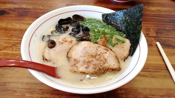 「博多チャーシューメン」@博多ラーメン専門店 えんぞうの写真