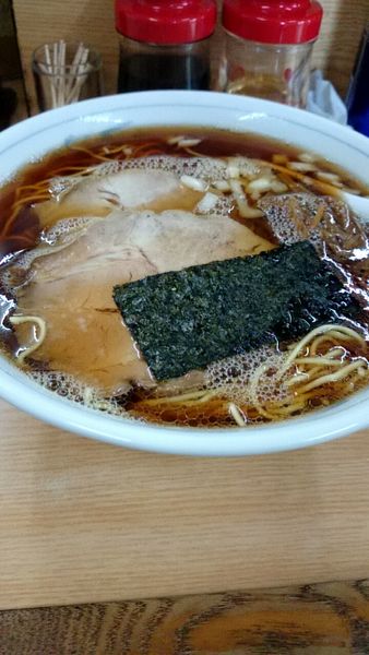 「ラーメン大盛（６５０円）＋チャーシュー増し（１５０円）」@でうらの写真