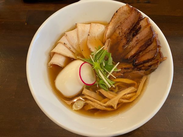 「醤油全部のせ1020円」@麺や風虎の写真