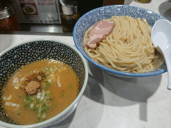 「鶏魚介つけめん、中盛」@つけ麺 一燈 新宿店の写真
