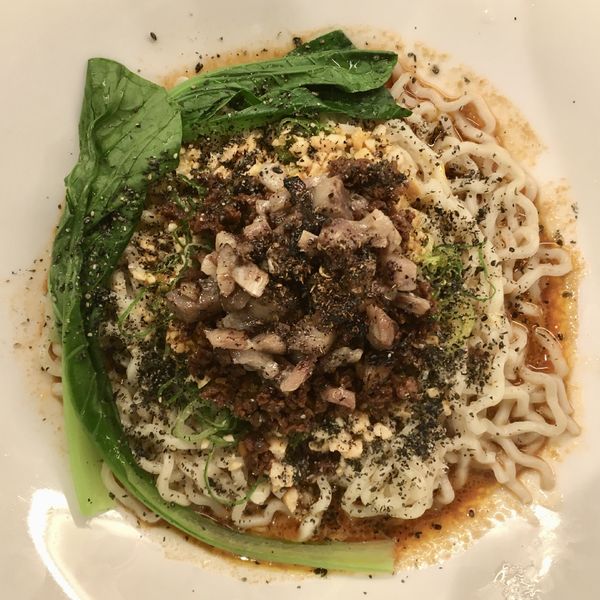 「アサヒスーパードライ中ジョッキ → 汁なし和牛担々麺」@箸とレンゲの写真