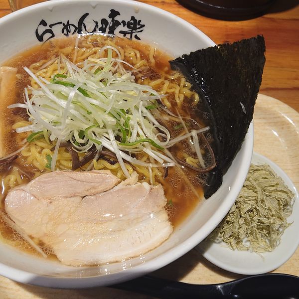 「焼き醤油930円トロロ昆布150円サッポロクラシック420」@利尻らーめん 味楽 新横浜ラーメン博物館店の写真