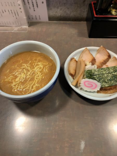 「特選とろ肉ラーメン」@らーめん 山頭火 仙台南吉成店の写真