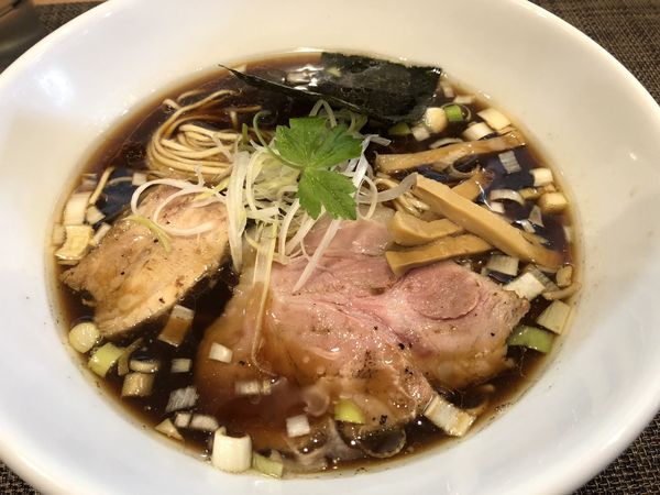 「淡麗醤油らー麺　￥７８０」@麺処 湯咲の写真