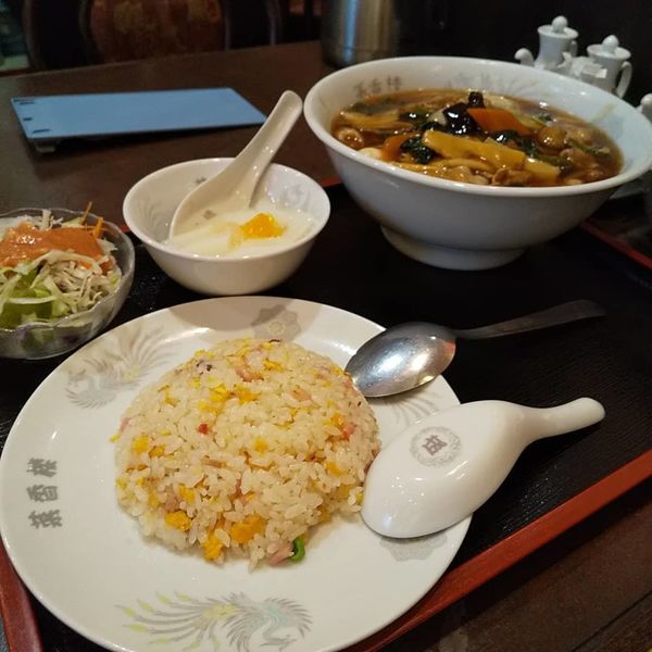 「#タンチャーセット #900円 #税別 #五目そば #半チャ」@菜香楼の写真