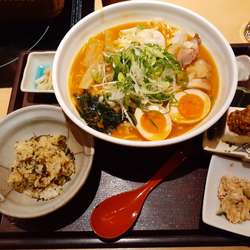 水炊き若どり 丸の内の画像