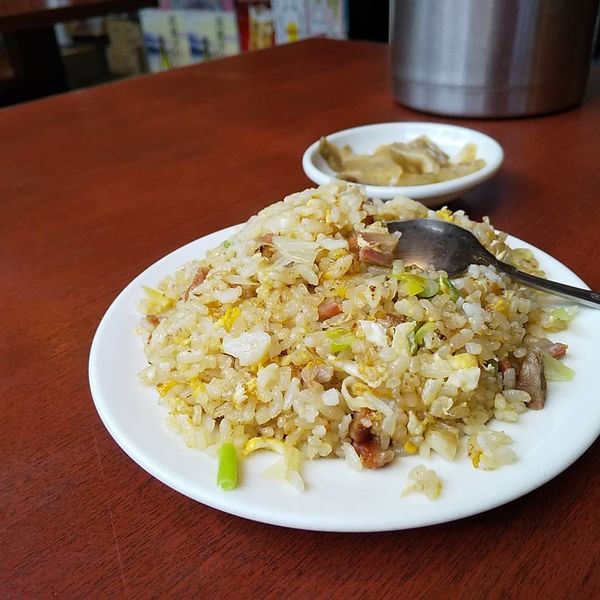 「#塩味タンメン #半チャーハン #850円」@中山菜館の写真
