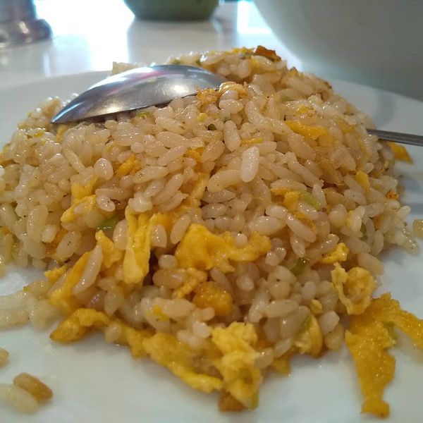 「#チャーシューメン #半炒飯丼 #700円」@陽華飯店の写真