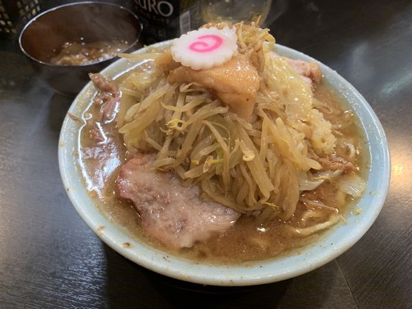 「豚マシラーメン　麺少なめ」@自家製麺 No11の写真