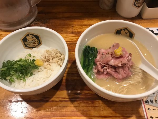 「真鯛らーめん＋雑炊セット」@真鯛らーめん 麺魚の写真