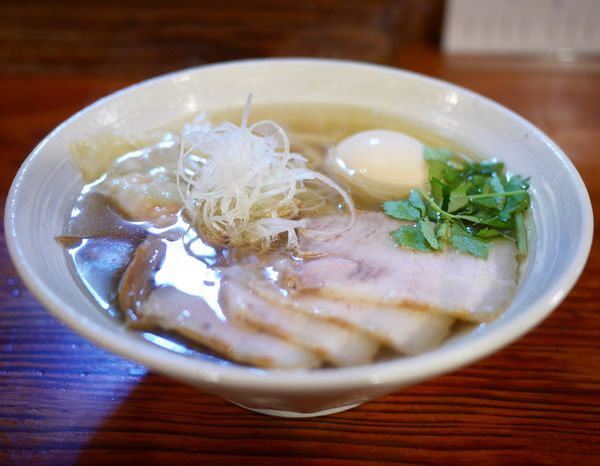 「特製塩らーめん」@純手打ち 麺と未来の写真