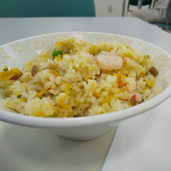 「#ラーメン半チャーハン #570円」@波止場食堂 山下店の写真