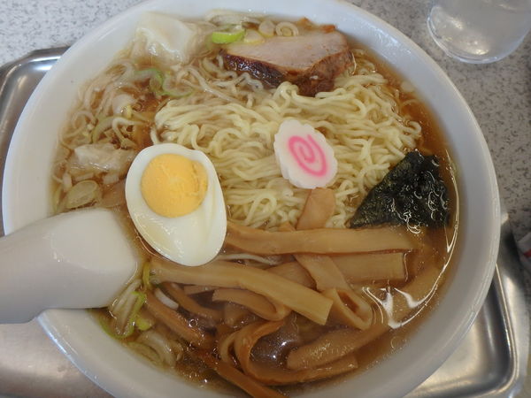 「ワンタン麺920円」@大勝軒 秋川店の写真