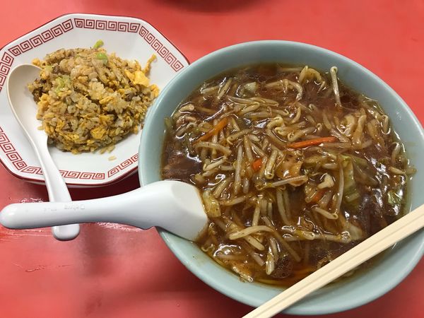 「もやしそば半炒飯【1,078円】」@中華麺舗 虎の写真