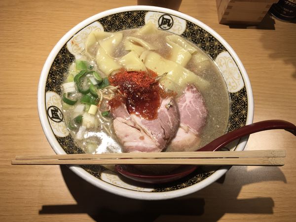 「こってり煮干しラーメン¥850」@すごい煮干ラーメン凪 西新宿7丁目店の写真