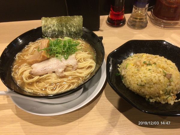 「特濃中華そば大盛＋小チャーハン」@特濃中華そば龍桜の写真