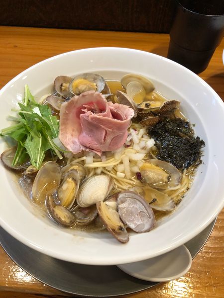 「【限定E】あさり煮干しらーめん」@煮干し豚骨らーめん専門店 六郷の写真