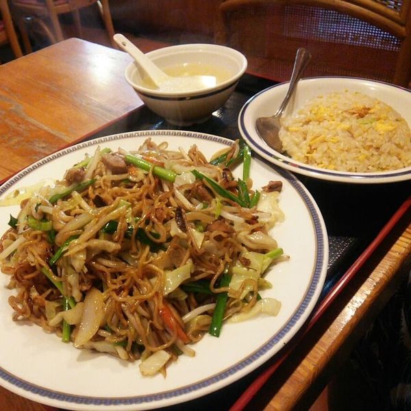 「#香港風やきそば #ミニ炒飯」@蘇州屋台の写真