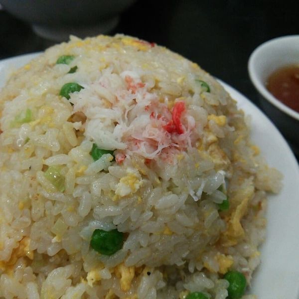 「#かにチャーハン #大盛 #830円」@登龍の写真