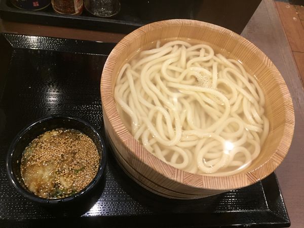 「釜揚げうどん(大)うどんの日で半額¥200」@丸亀製麺 武蔵浦和店の写真