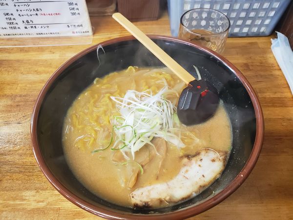 「らーめん信州(コク味噌)760円」@らーめん信玄 南6条店の写真