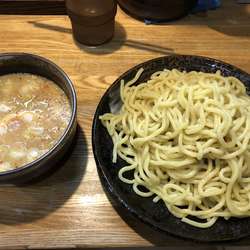 ごまだれつけ麺（特盛）