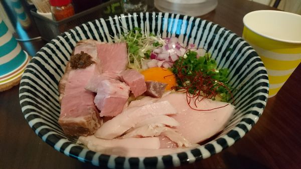 「【昼】特製ポルチーニオイルまぜそば」@三角の写真