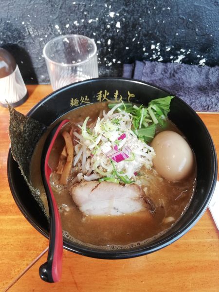 「味噌ラーメン　950円　味玉クーポン」@麺処 秋もとの写真