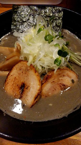 「メガ煮干ラーメン」@麺屋 ひな多の写真