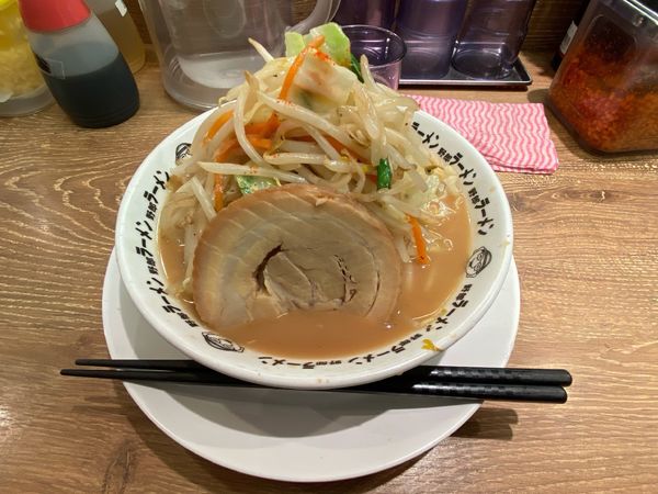 「豚骨野郎ラーメン　¥870」@野郎ラーメン 三軒茶屋店の写真