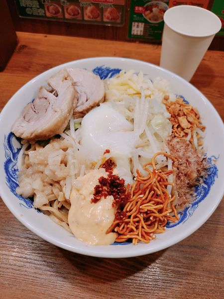 「豚増しまぜそば（卵あり） 倍盛り 全マシ」@ジャンクガレッジ 大宮2号店の写真