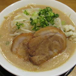 一心房ラーメン（790円）