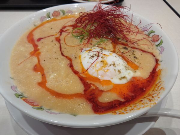 「温玉坦々麺辛さ2倍748円」@餃子の王将 ポンテポルタ千住店の写真