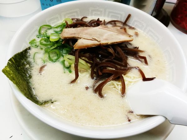 「ラーメン＋替玉」@博多天神 新橋1号店の写真