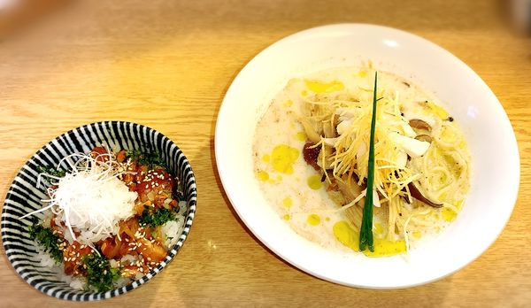 「きのこのポタージュ麺＋ネギ豚どんぶり」@麺処 あずきの写真