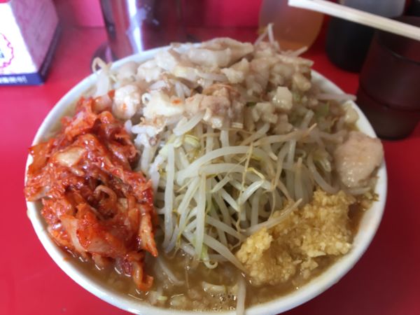 「小豚ラーメン＋キムチ」@ラーメン二郎 仙台店の写真