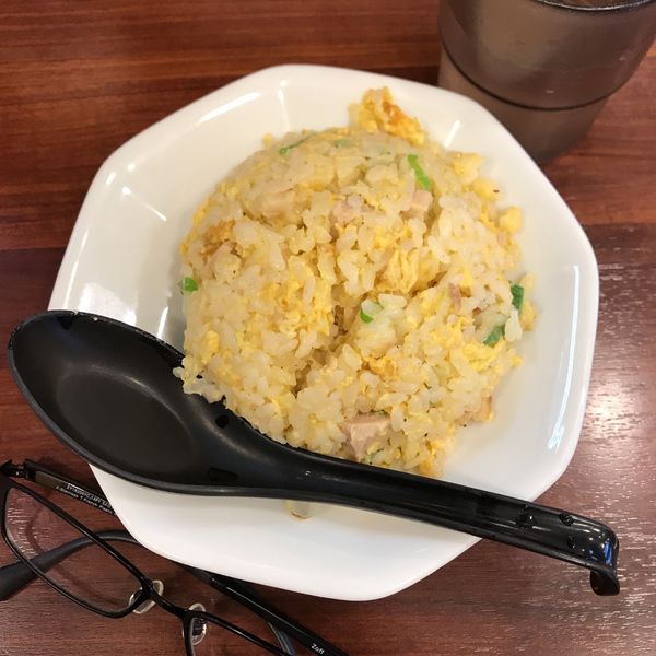 「半チャーハン」@助格家 聖蹟桜ヶ丘店の写真