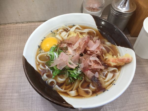 「ワンコインきしめん¥500」@名代きしめん 住よし JR名古屋駅5・6番ホーム店の写真