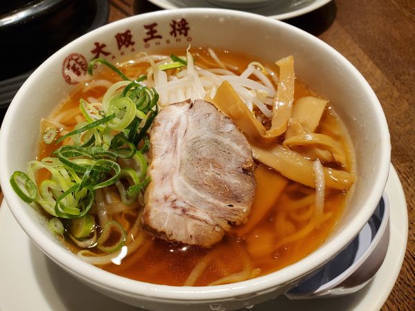 「醤油ラーメン小398円」@大阪王将 志木店の写真