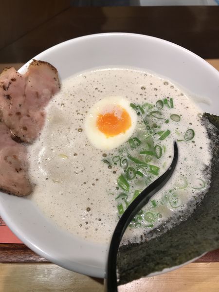 「濃厚塩とんこつ」@麺屋壱の写真