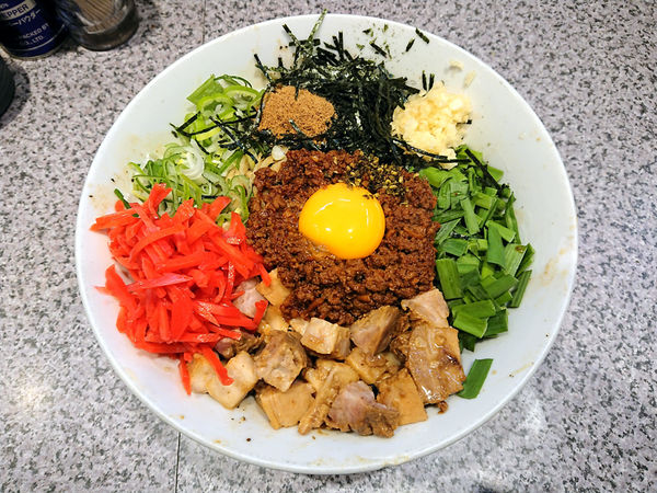 「台湾まぜそば+紅生姜」@ラーメン宮郎の写真