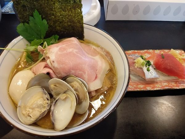 「特製蛤そばと寿司セット」@中華そば 四つ葉の写真