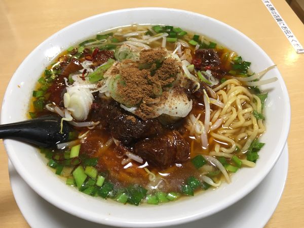「【限定】豚辛麺（ﾄﾝｼﾝﾒﾝ）」@おり久 木町通店の写真