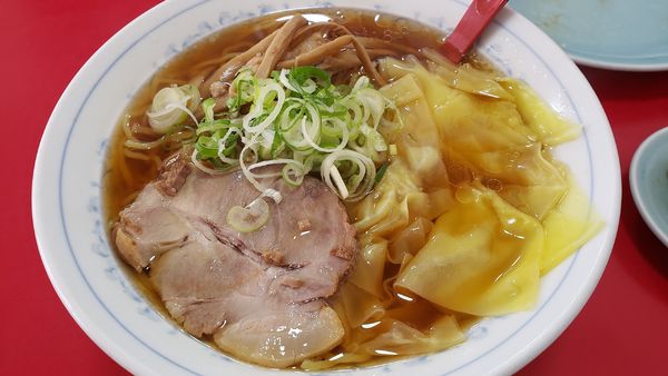 「ワンタンメン」@手打らーめん 珍来軒の写真