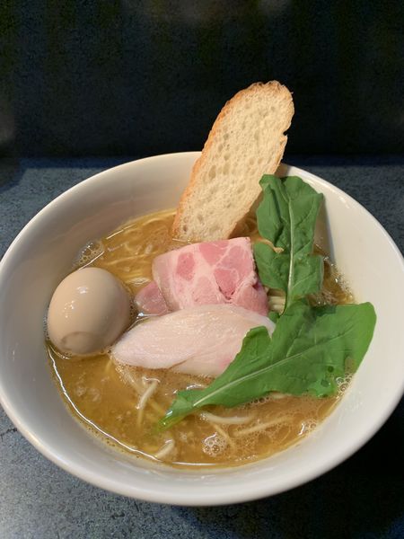 「特製白湯ラーメン」@もとのともの写真