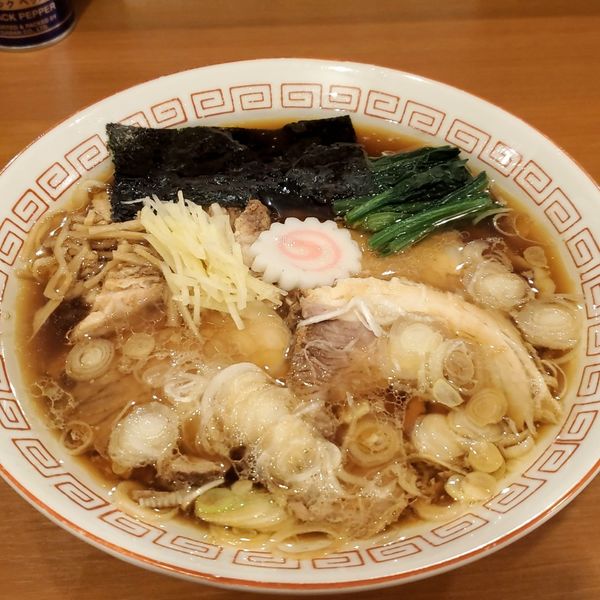 「【季節限定】生姜醤油ラーメン」@自家製手もみ麺 鈴ノ木の写真