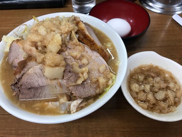 「ラーメン小+豚マシ+サービス生卵730+300=1,030円」@ラーメンの店 どでん 北浦和店の写真