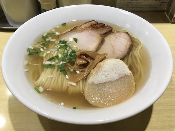「サッポロクラシック富良野VINTAGE → ラーメン」@函館塩ラーメン 五稜郭の写真