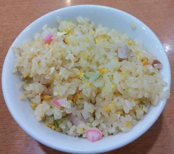 「半チャーハン」@玉泉亭 横浜ポルタ店の写真