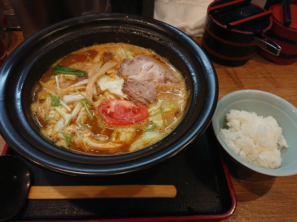 「豚カリーラーメン」@ラーメン猪太の写真